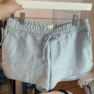 Aritzia Wilfred Free Habitus Short light blue
